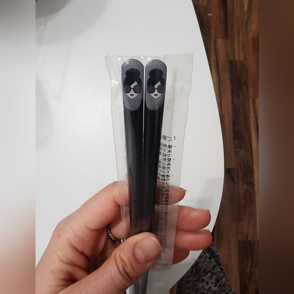 Alice+Olivia chopsticks NWT - Picture 5 of 5